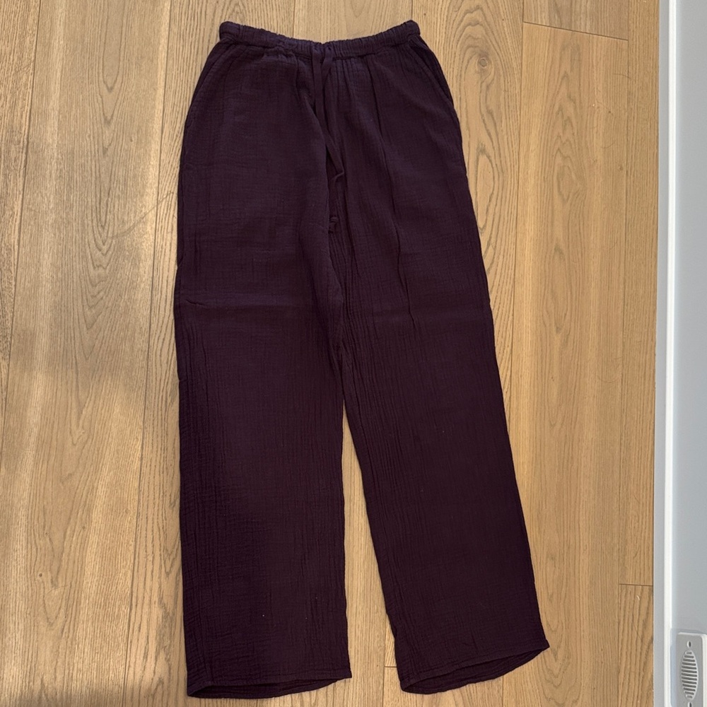 Aritzia Wide-Leg Joggers in Deep Plum